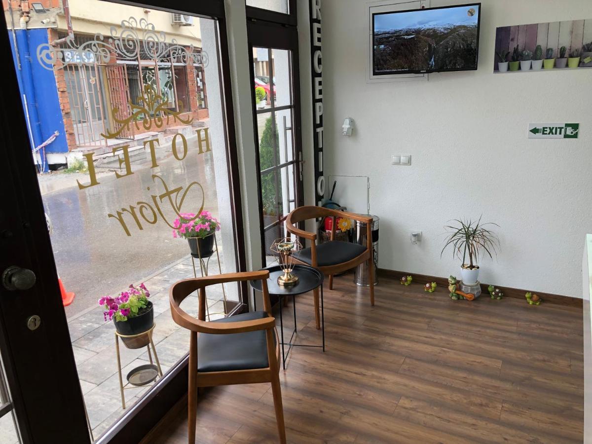Hotel Fjorr Prizren Eksteriør billede